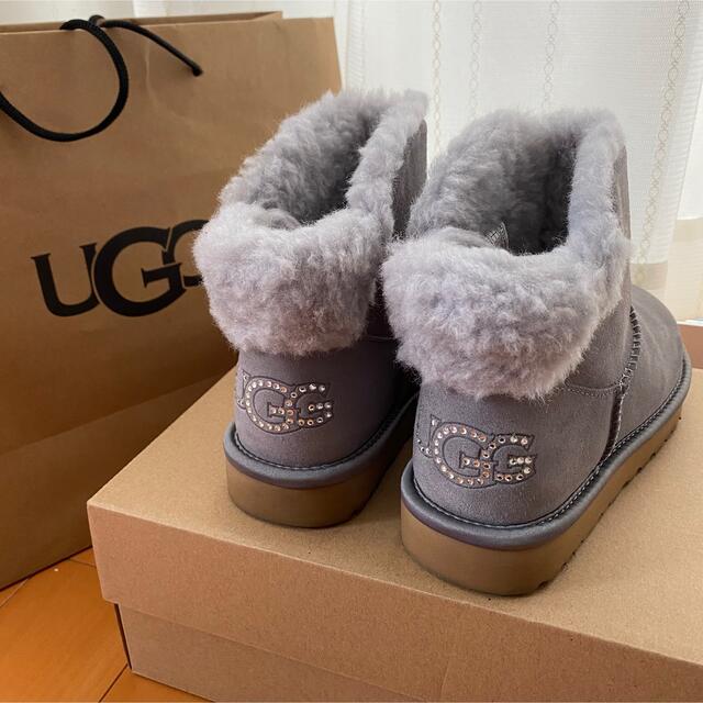 UGG(アグ)のugg classic bring mini レディースの靴/シューズ(ブーツ)の商品写真