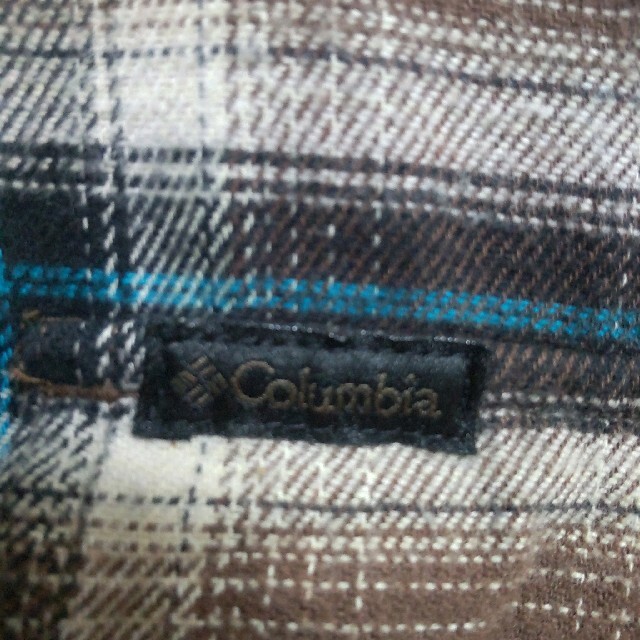 Columbia(コロンビア)の【価格変更済み】Columbia　ワンポイントロゴ　シャドーチェックシャツ メンズのトップス(シャツ)の商品写真