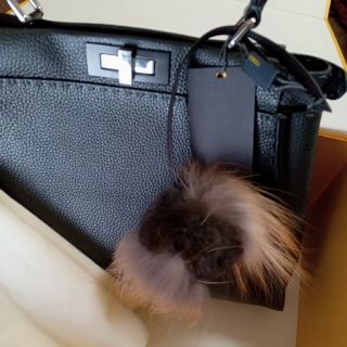 フェンディ(FENDI)のフェンディ　ファー　チャーム(チャーム)