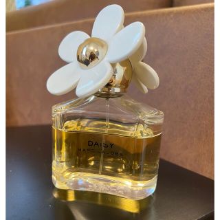 マークジェイコブス(MARC JACOBS)のMARC JACOBS マーク ジェイコブス デイジー オードトワレ　香水(香水(女性用))