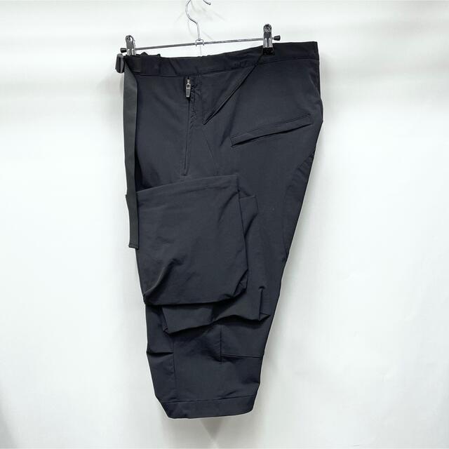 PUPIL TRAVEL / テック カーゴ 3クオーター クロップド パンツ メンズのパンツ(その他)の商品写真