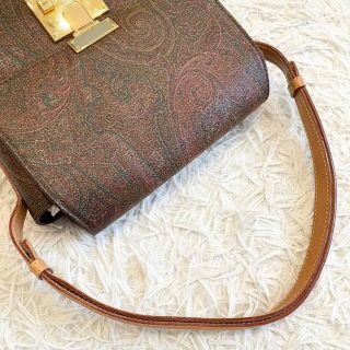 ETRO - 新品未使用⭐️エトロ ゴールド金具 ペイズリー柄 ブランド ETRO - 新品未使用⭐️エトロ ゴールド金具 ペイズリー柄 ブランド