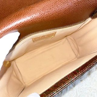 ETRO - 新品未使用⭐️エトロ ゴールド金具 ペイズリー柄 ブランドロゴ ETRO - 新品未使用⭐️エトロ ゴールド金具 ペイズリー柄 ブランドロゴ