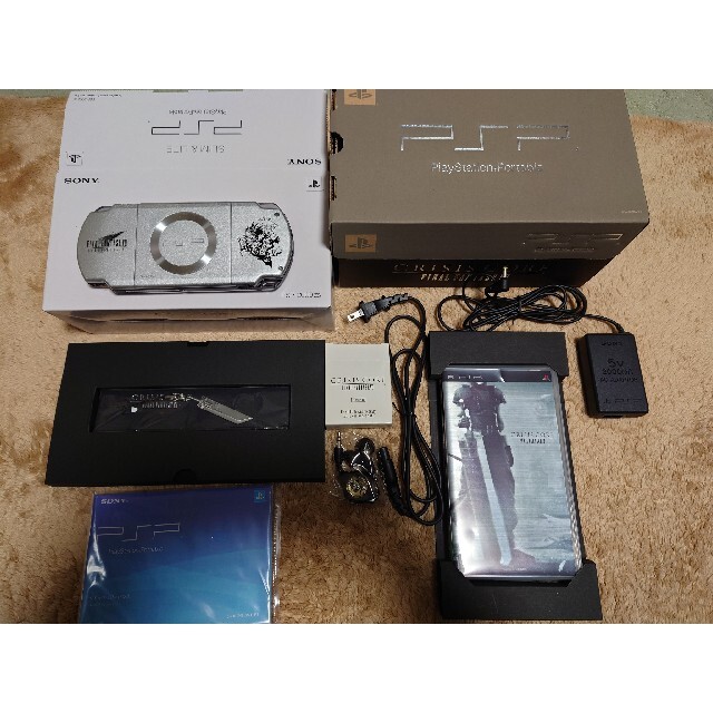 小物などお買い得な福袋 PlayStation Portable - ジャンク品 PSP ファイナルファンタジーVII クライシスコア 限定品  オンラインストア半額 -larata.cl