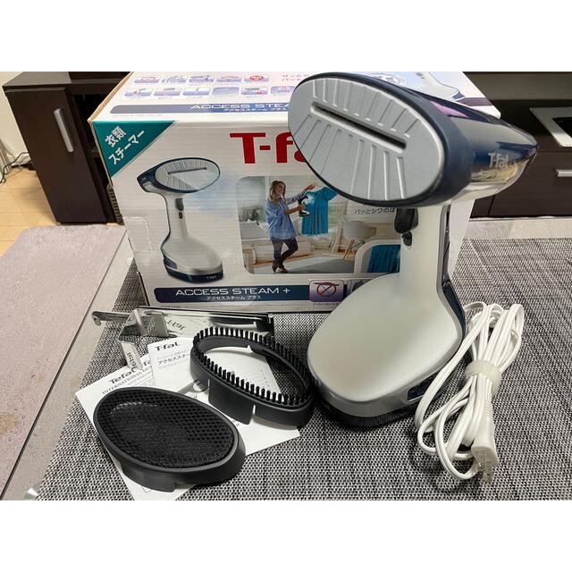 T-fal(ティファール)のT-fal 衣類スチーマー　スチームアイロン スマホ/家電/カメラの生活家電(アイロン)の商品写真