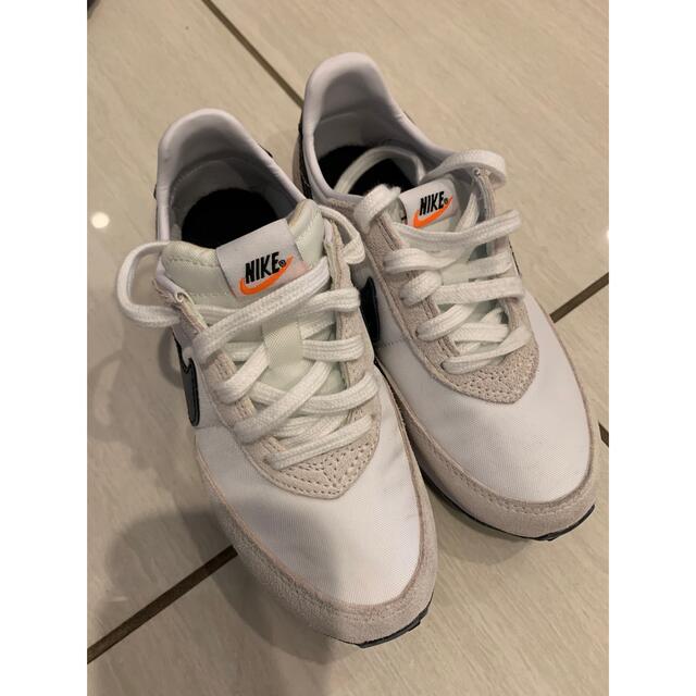 NIKE(ナイキ)のNIKE WAFFLE TRAINER 2 サイズ18cm キッズ/ベビー/マタニティのキッズ靴/シューズ(15cm~)(スニーカー)の商品写真