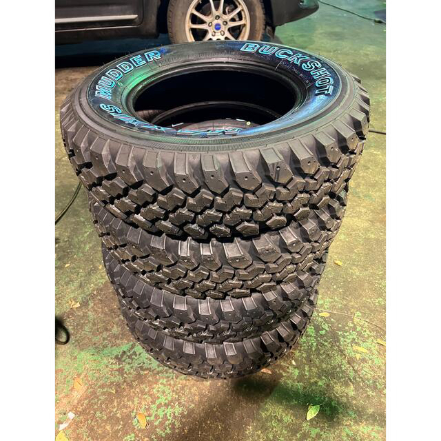 マキシス　バックショット　MAXXIS MT-754 195R14