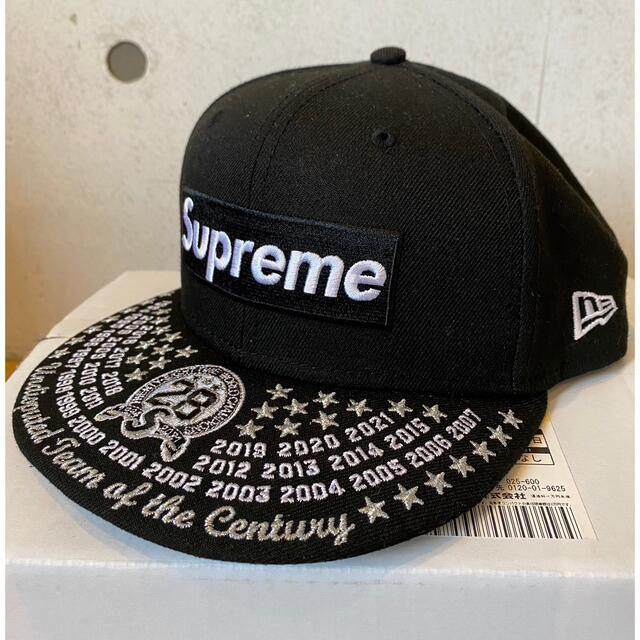 supreme/newera/キャップ/黒/ステッカー付き/7 4/1/美品