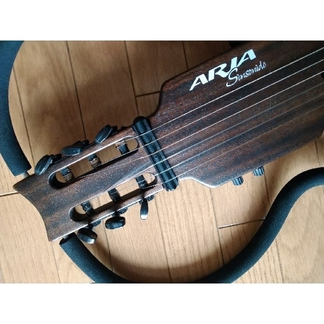 サイレントギター　Aria シンソニード・ギター　ケースと説明書あり