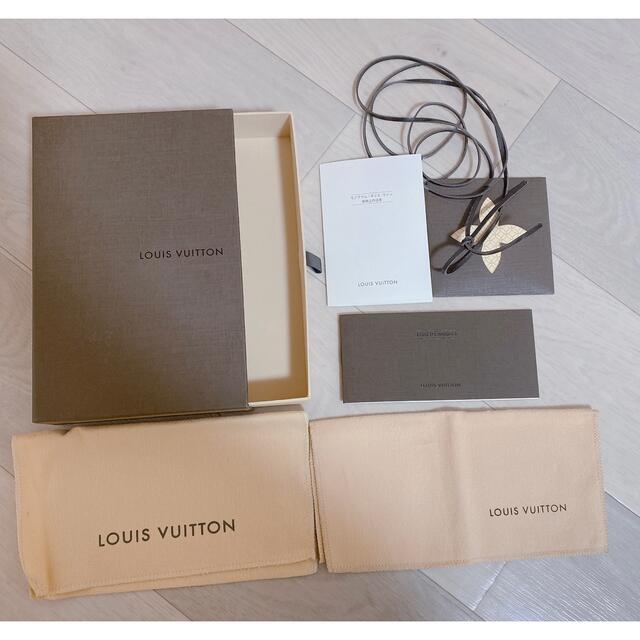 LOUIS VUITTON(ルイヴィトン)のLOUIS VUITTON  ルイヴィトン 空き箱　布製袋 レディースのバッグ(ショップ袋)の商品写真