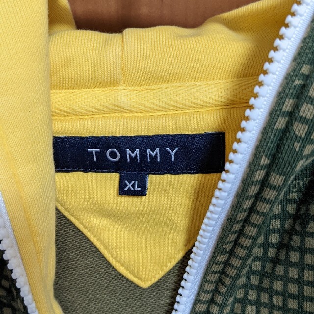 TOMMY(トミー)の値下げ　トミー　パーカー メンズのトップス(パーカー)の商品写真