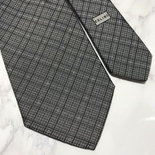 セリーヌ(celine)の極美品✨ CELINE ネクタイ シルバー 剣先9.2cm チェック ストライプ(ネクタイ)