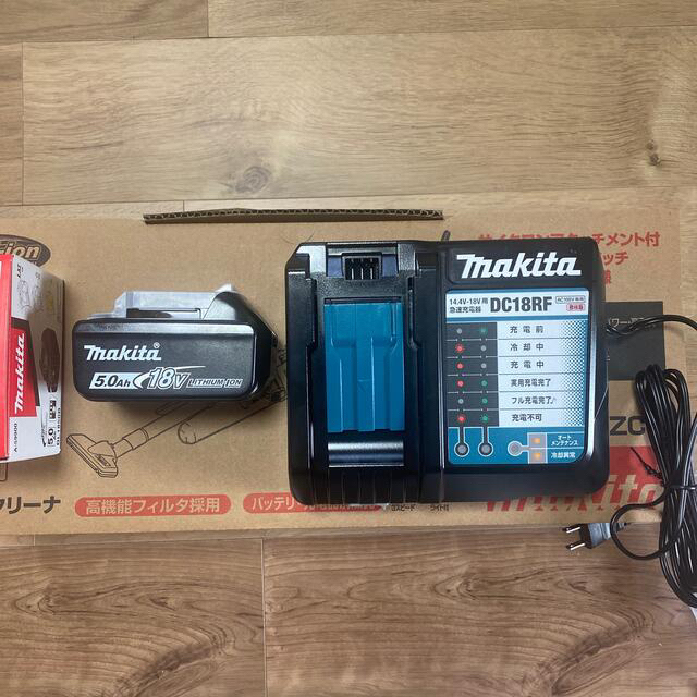 makita  マキタ18v 充電式クリーナ CL281FDZW 掃除機 4