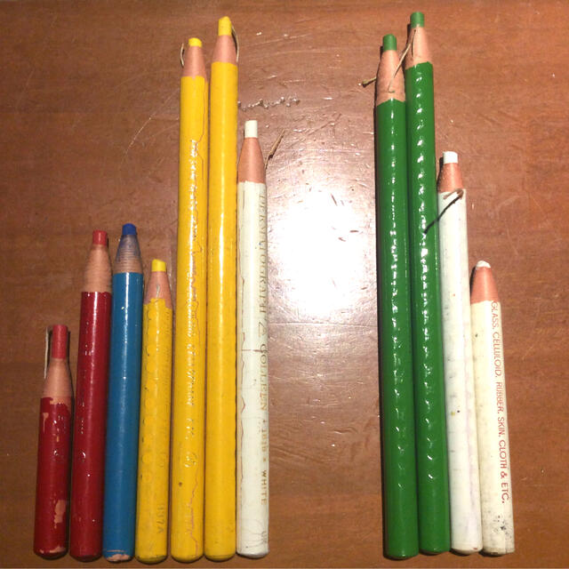 三菱(ミツビシ)のダーマトグラフ/マーキンググラフ  エンタメ/ホビーのアート用品(色鉛筆)の商品写真