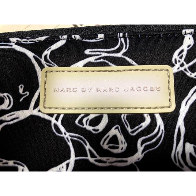 MARC BY MARC JACOBS(マークバイマークジェイコブス)のマークジェイコブス  タブレットケース スマホ/家電/カメラのスマホアクセサリー(モバイルケース/カバー)の商品写真