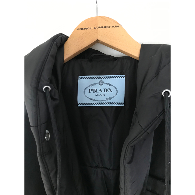 希少な逸品 ☆プラダ☆コートPRADA(*˙˘˙*)❥❥-