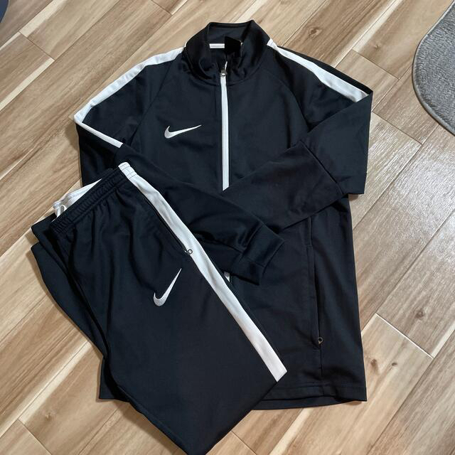 NIKE(ナイキ)のNIKE ジャージセットアップ スポーツ/アウトドアのサッカー/フットサル(ウェア)の商品写真