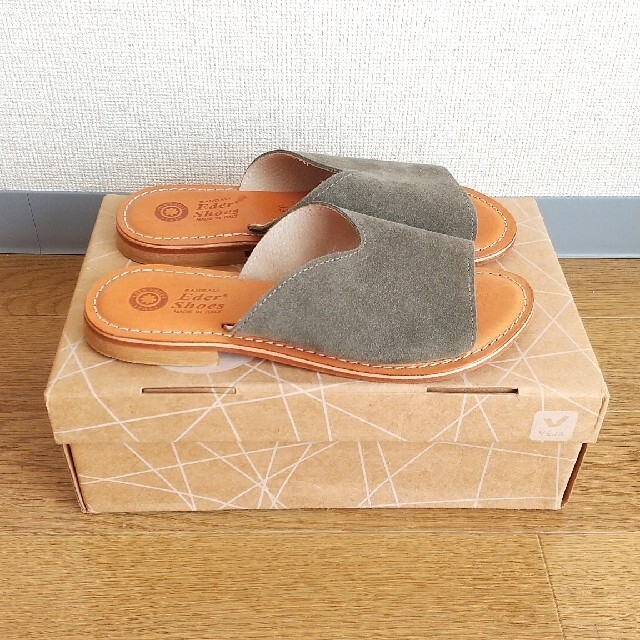 JOURNAL STANDARD(ジャーナルスタンダード)の【専用】Eder Shoes スウェード フラットサンダル レディースの靴/シューズ(サンダル)の商品写真