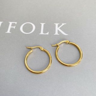 アダムエロぺ(Adam et Rope')の再販【ゴールド】ステンレス　シンプルなフープピアス25mm(ピアス)