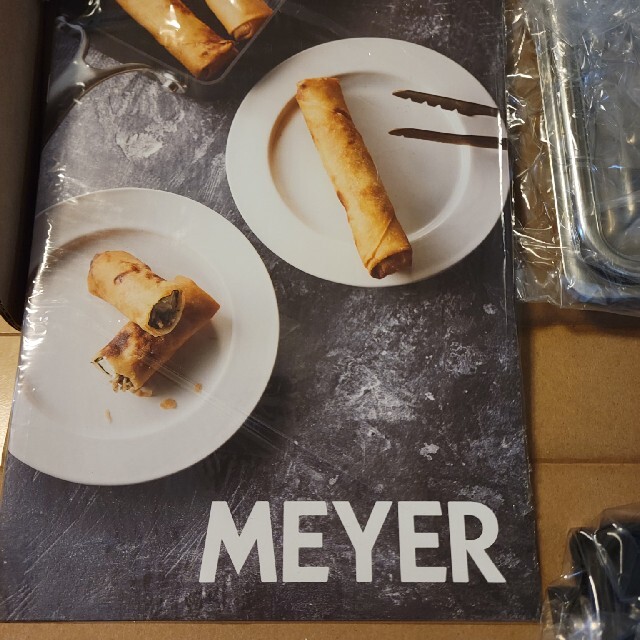 MEYER(マイヤー)のマイヤー サーキュロン エッグ&スクエアパン インテリア/住まい/日用品のキッチン/食器(鍋/フライパン)の商品写真