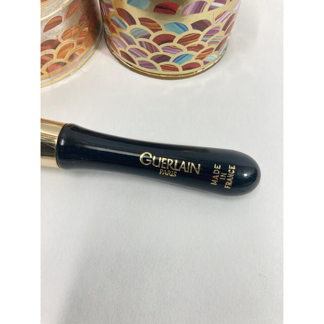 GUERLAIN(ゲラン)のGUERLAIN ゲラン フェイスパウダー2個+ブラシセット コスメ/美容のベースメイク/化粧品(フェイスパウダー)の商品写真