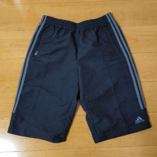 アディダス(adidas)のアディダス　ハーフパンツ(ショートパンツ)