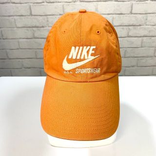 ナイキ(NIKE)の【大人気】NIKE ナイキ ロゴ刺繍 6パネル コットンキャップ オレンジ(キャップ)