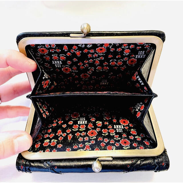 ANNA SUI - アナスイ、折り財布、黒×赤、花柄の通販 by sumin ANNA SUI - アナスイ、折り財布、黒×赤、花柄の通販 by sumin