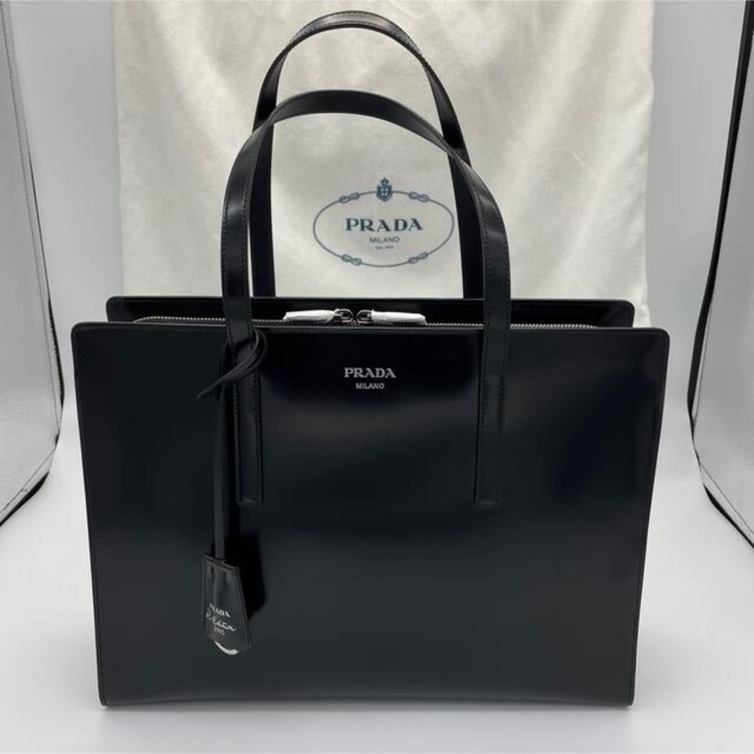 【新品未使用】PRADA Re-Edition 1995 Handbag