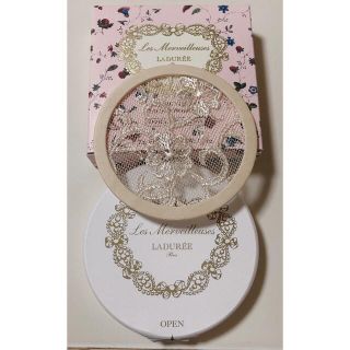 レメルヴェイユーズラデュレ(Les Merveilleuses LADUREE)の新品 メルヴェイユーズ ラデュレ フェイスパウダーN 02 レフィル(フェイスパウダー)