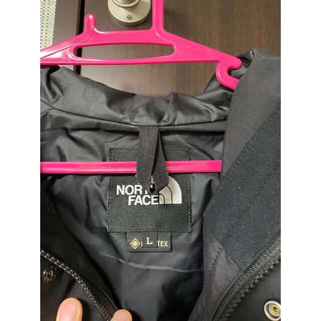 THE NORTH FACE(ザノースフェイス)のノースフェイス　マウンテンライトジャケット　黒Lサイズ メンズのジャケット/アウター(マウンテンパーカー)の商品写真