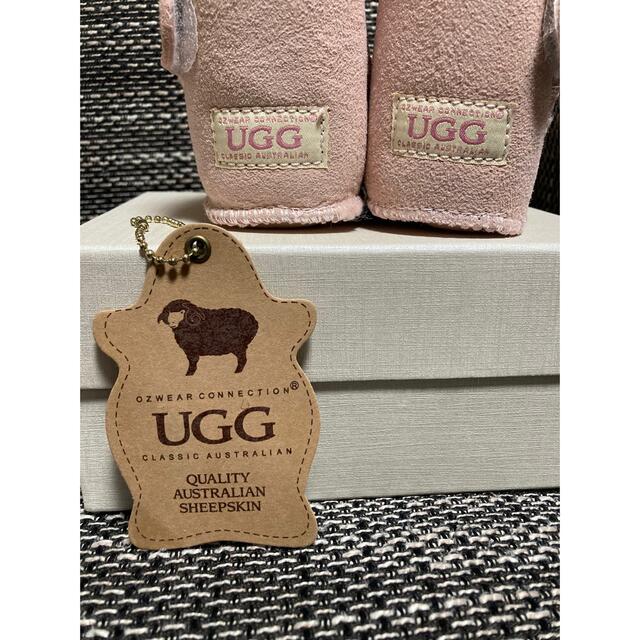 UGG(アグ)の【最終値下げ★UGG ベビーブーツ　ムートン　M ピンク】 キッズ/ベビー/マタニティのベビー靴/シューズ(~14cm)(ブーツ)の商品写真