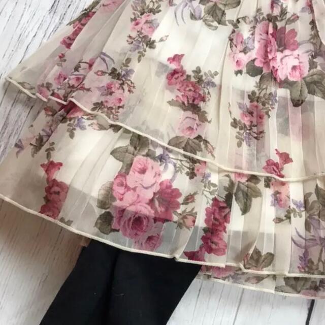 CECIL McBEE(セシルマクビー)のセシルマクビー 花柄 スカート スカパン レディースのスカート(ミニスカート)の商品写真