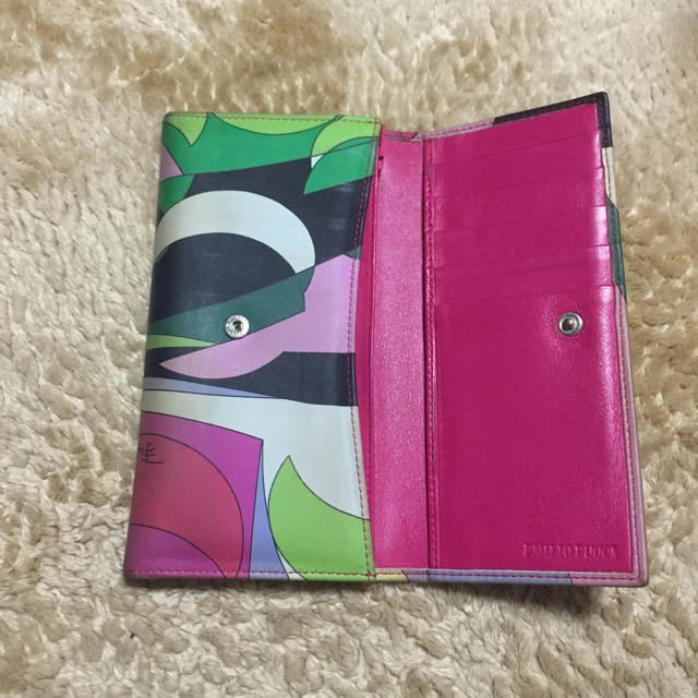 EMILIO PUCCI(エミリオプッチ)のエミリオプッチ長財布 レディースのファッション小物(財布)の商品写真