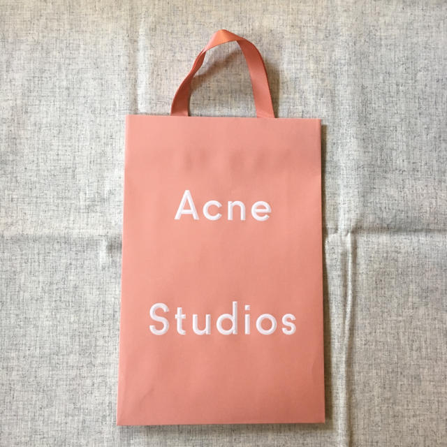 ACNE(アクネ)のacne studios◆ショップバッグ レディースのバッグ(ショップ袋)の商品写真