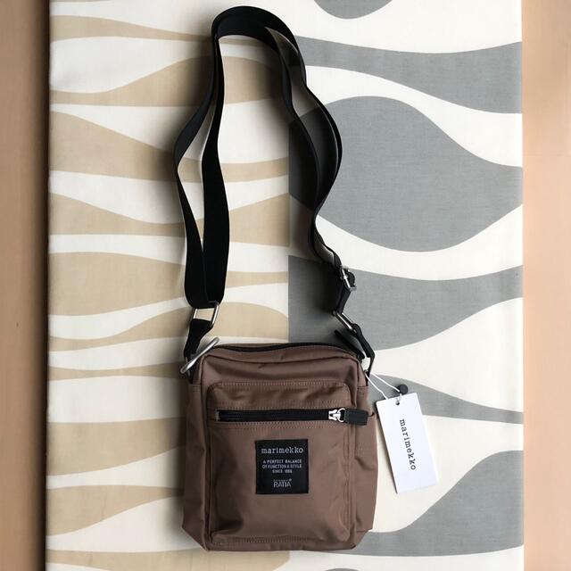 marimekko - 新品 marimekko CASH&CARRY ショルダーバッグ marimekko - 新品 marimekko CASH&CARRY ショルダーバッグ