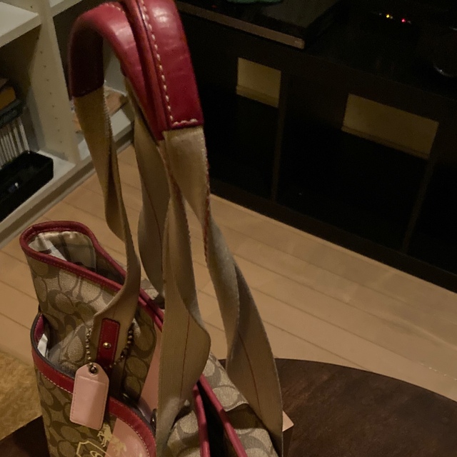 COACH(コーチ)のCOACH コーチ トートバッグ　ヘリテージストライプシグネチャー レディースのバッグ(トートバッグ)の商品写真