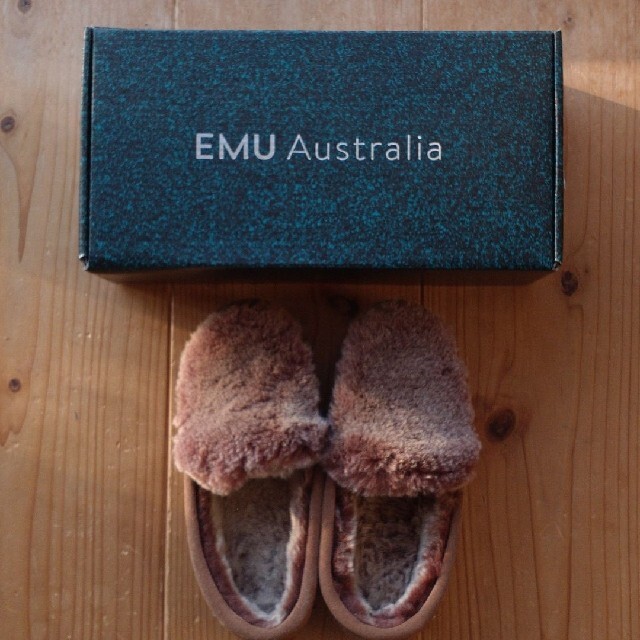 人気商品の EMU FUR FROST REVERSE Australia　CAIRNS EMU - スリッポン+モカシン