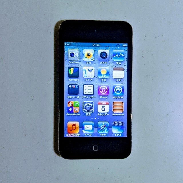 iPod touch(アイポッドタッチ)の【キンキン専用】iPod touch 第4世代 32GB ブラック スマホ/家電/カメラのオーディオ機器(ポータブルプレーヤー)の商品写真