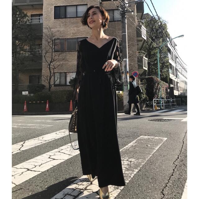 Ameri VINTAGE(アメリヴィンテージ)の【kiy様専用】Ameri LACE SLEEVE REFIND DRESS レディースのワンピース(ロングワンピース/マキシワンピース)の商品写真