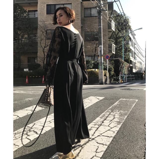 Ameri VINTAGE(アメリヴィンテージ)の【kiy様専用】Ameri LACE SLEEVE REFIND DRESS レディースのワンピース(ロングワンピース/マキシワンピース)の商品写真