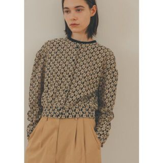 ステュディオス(STUDIOUS)のCLANE 3D FLOWER LACE CARDIGAN(カーディガン)