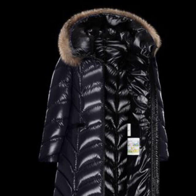 MONCLER(モンクレール)のモンクレール ダウンコートFOX アルビジア レディース  レディースのジャケット/アウター(ダウンコート)の商品写真