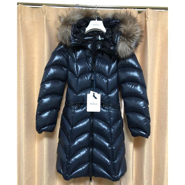 MONCLER(モンクレール)のモンクレール ダウンコートFOX アルビジア レディース  レディースのジャケット/アウター(ダウンコート)の商品写真