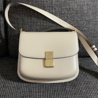 チャールズアンドキース(Charles and Keith)のCHARLES&KEITH ショルダーバッグ(ショルダーバッグ)