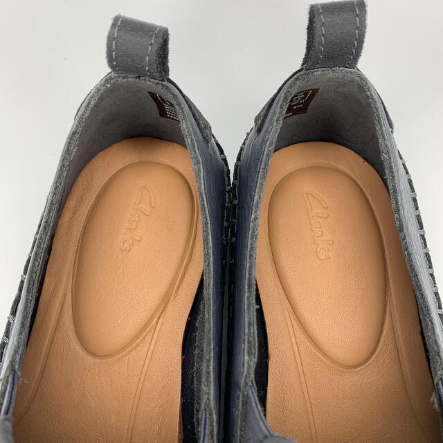 Clarks(クラークス)の★新品 未使用★ クラークス Clarks スリッポン レザー ネイビー 本革 メンズの靴/シューズ(スリッポン/モカシン)の商品写真