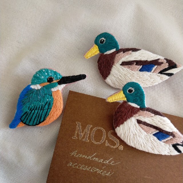 手刺繍ブローチ 野鳥 鴨🦆
