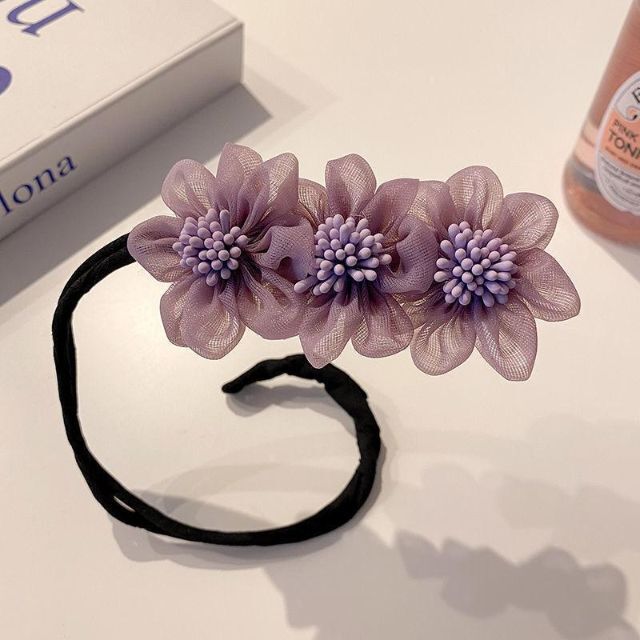 お団子 ヘアメーカーまとめ髪 花 レース シュシュ 可愛い 花柄1本紫の通販 By Akira S Shop ラクマ