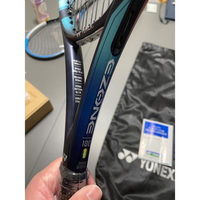 YONEX(ヨネックス)のEゾーン 100 2022 G2 スポーツ/アウトドアのテニス(ラケット)の商品写真