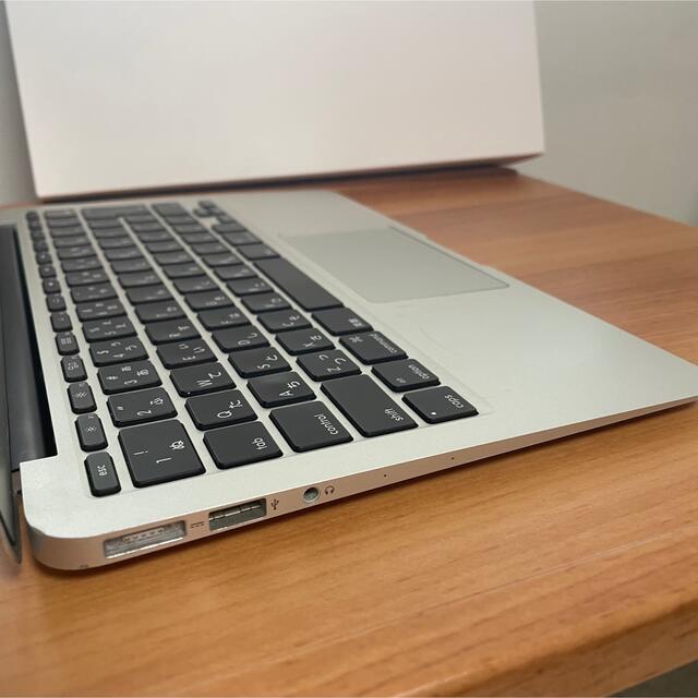 4096GBタッチパネル機能APPLE MacBook Air MD711J/A Core i5 4,096